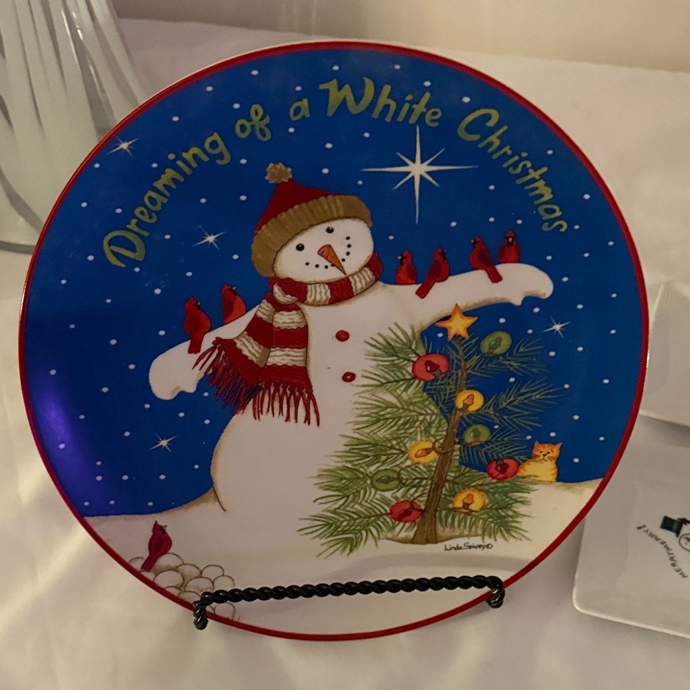 Dreaming of a White Christmas Festive Snowman Holiday Plate
